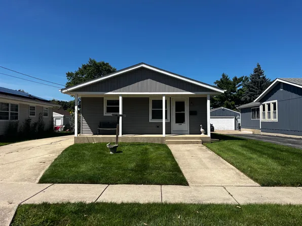 160 S Melrose Ave, Elgin, IL 60123