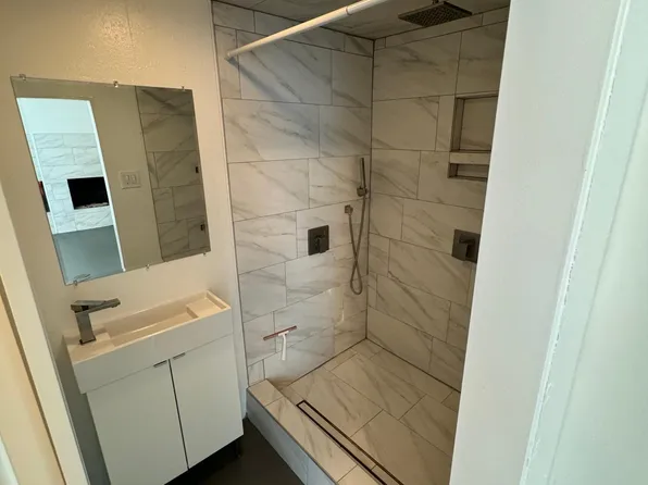 624 1st Pl Unit B, Hermosa Beach, CA 90254