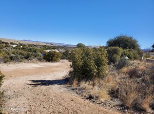 20864 E Larry Ln, Cordes Lakes, AZ 86333