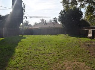 332 E 20th St, Merced, CA 95340