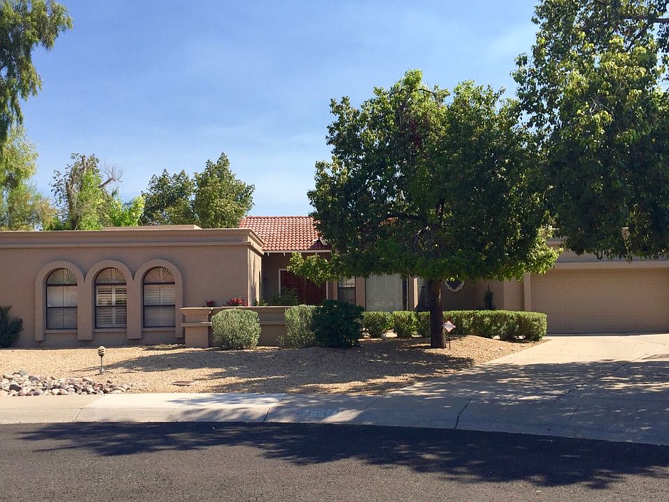 1st image of 11835 N 52nd Pl