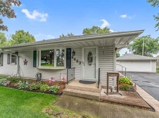 8463 Grange Blvd S, Cottage Grove, MN 55016