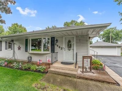 8463 Grange Blvd S, Cottage Grove, MN, 55016