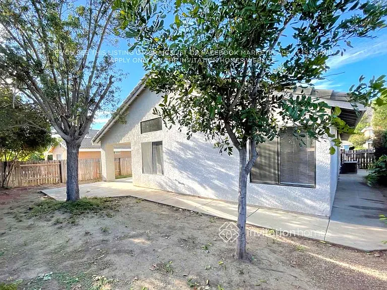 22802 Springdale Dr — Photo 16
