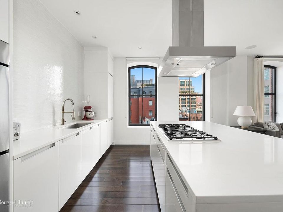 1st image of 250 West St APT 8G