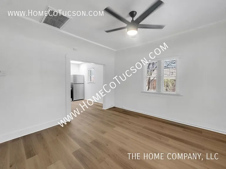 2425 N Goyette Ave #A — Photo 3