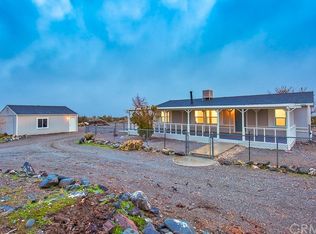 3048 Coyote Rd, Pinon Hills, CA 92371