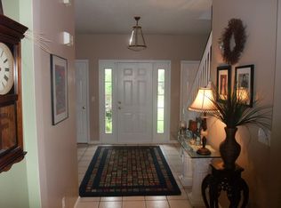 8677 Park Ridge Ln, Macedonia, OH 44056