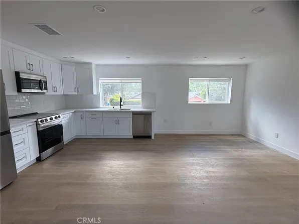 14165 Calvert St, Van Nuys, CA 91401