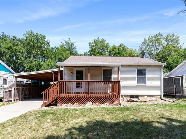 2222 S Ocheltree St, Olathe, KS 66061