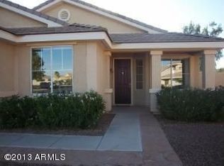 880 N Cambridge Pl, Chandler, AZ 85225