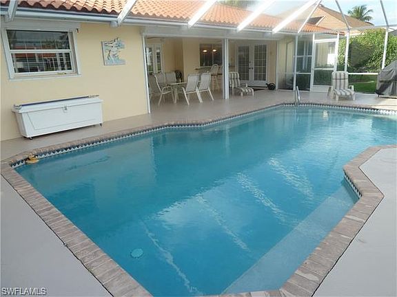 2nd image of 5303 SW 11th Ct