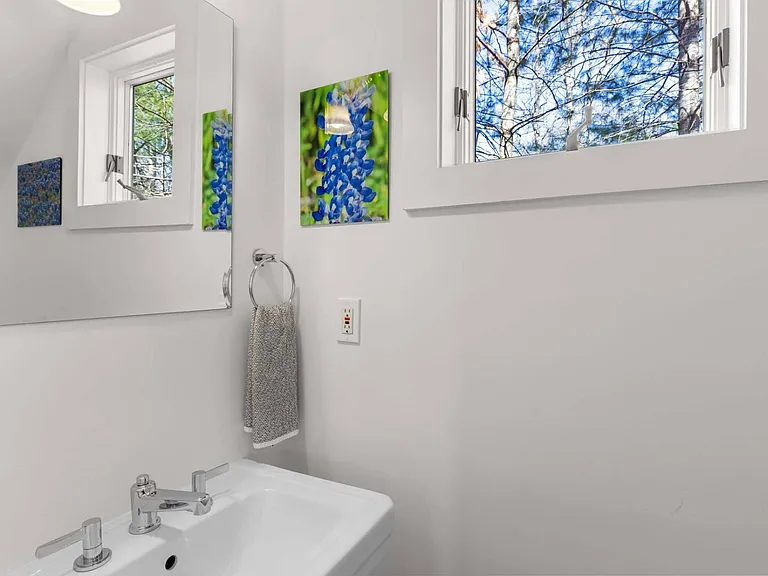 1280 Town Line Rd — Photo 34