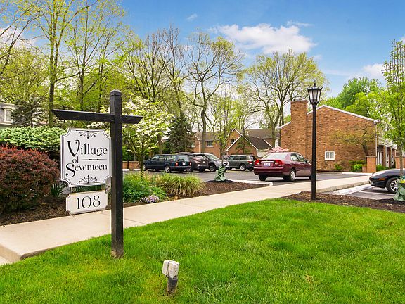 2nd image of 108 E Dublin Granville Rd #12