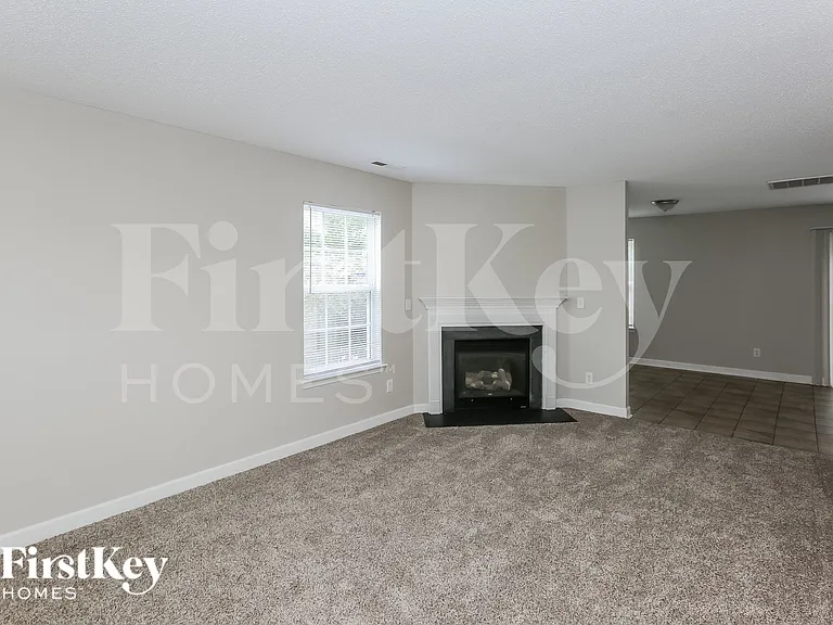 9143 Simonton Dr — Photo 5