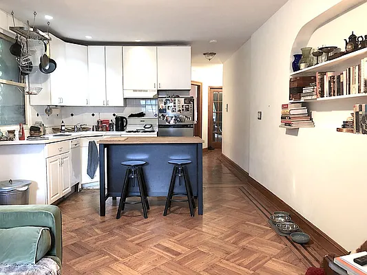 Rented by Compass | media 5