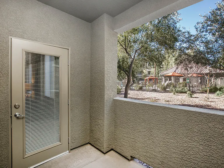2b2 (Phase I) 1182 SQFT 2 Bed 2 Bath