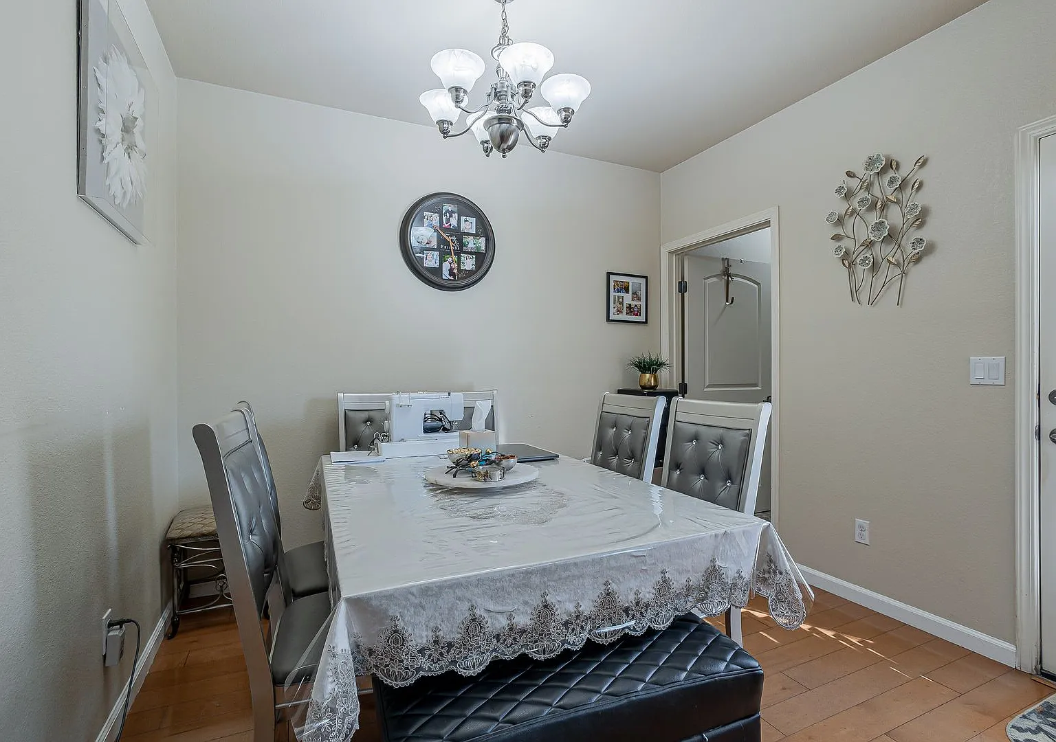 Spacious 3-Bedroom Townhouses in a Gated Community located in Rancho Cordova, CA — Photo 3