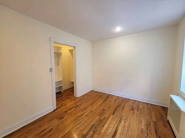 135 East 17th Street image 6 of 8