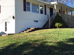 1437 Spring Valley Cir, Huntington, WV 25704