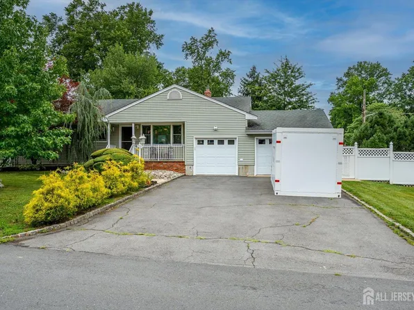 979 Wood Ave, Edison, NJ 08820