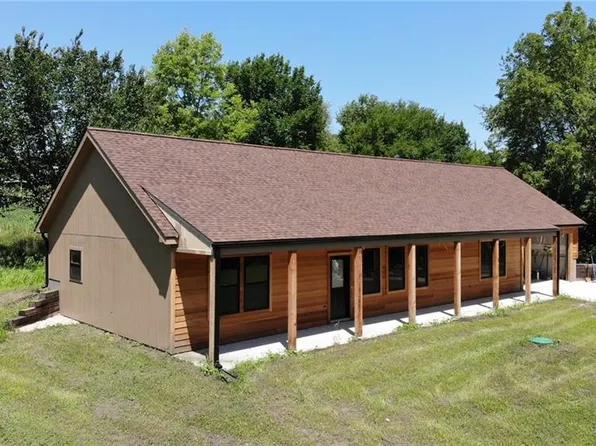 25733 Dempsey Rd, Mc Louth, KS 66054