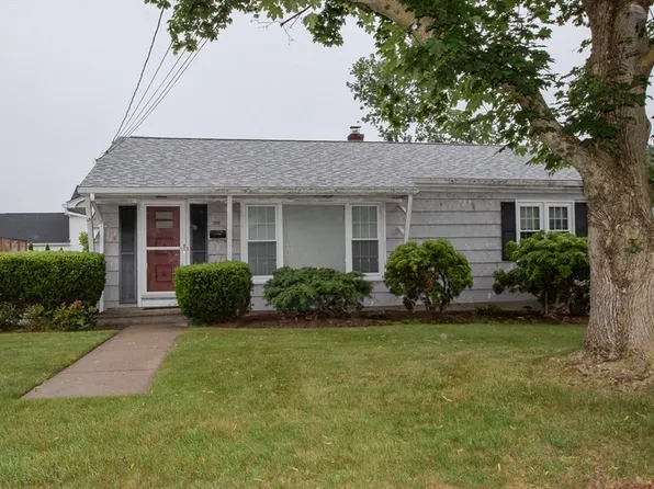 196 Luther Ave, Somerset, MA 02726