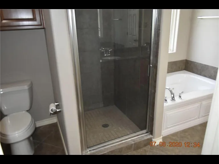 2105 Oak View Dr — Photo 13