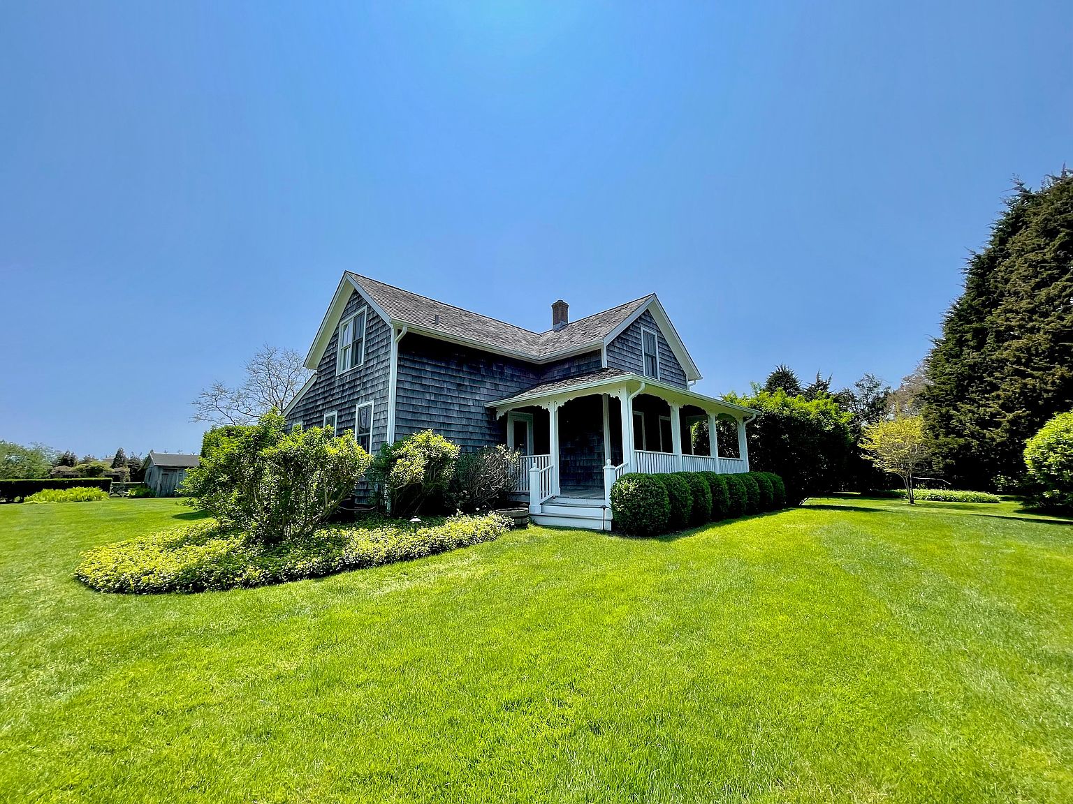 565 Hedges Ln, Sagaponack, NY 11962 Zillow