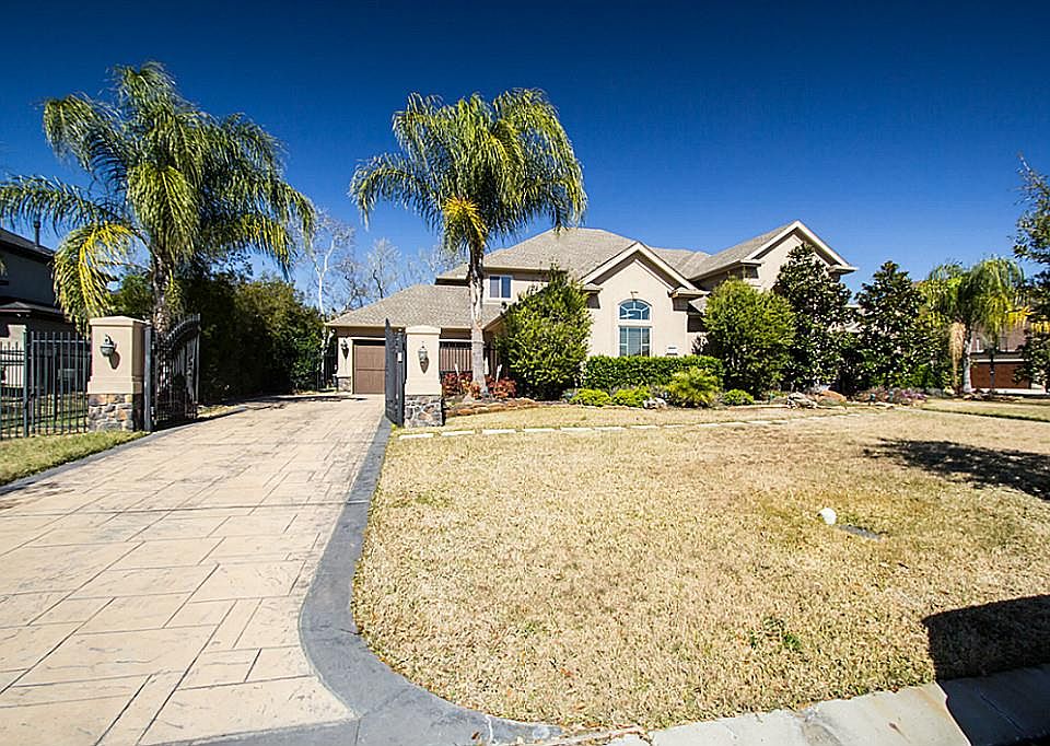 1st image of 6302 S Royal Point Dr