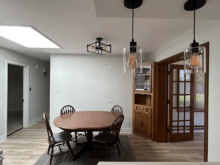 548 South St — Photo 8