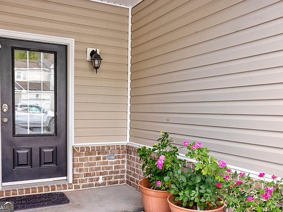 4th image of 437 Governor Treutlen Cir