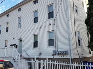 1055 Pine St, Fall River, MA 02723