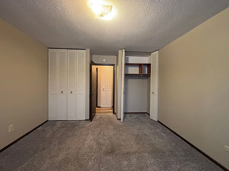83 Arlington Ave West — Photo 12