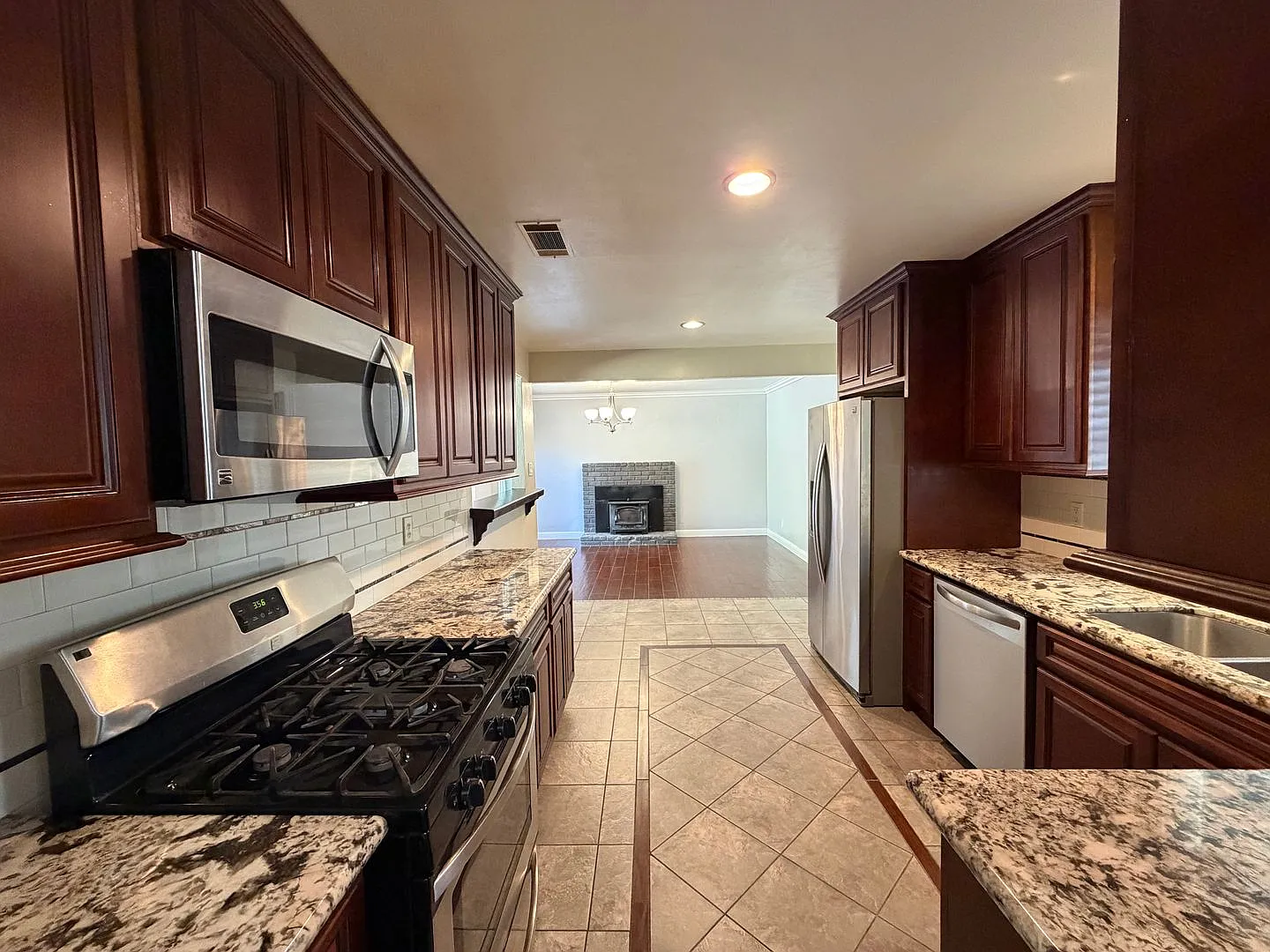 2632 Story Ave, Merced. Available Now! — Photo 4