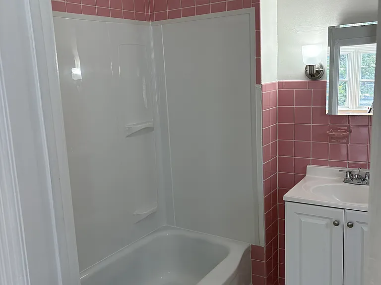 1341 Linden St #2F — Photo 7