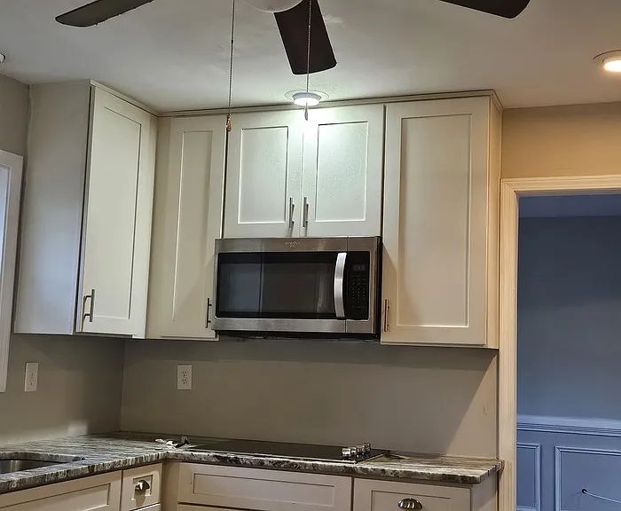2325 Tarian Dr — Photo 3