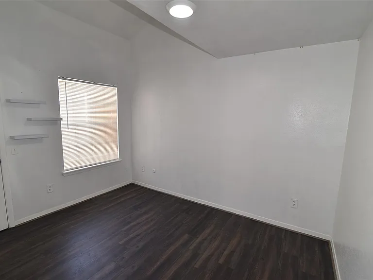 9809 Richmond Ave #E7 — Photo 8