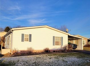 826 Clover Ln, Murrysville, PA 15668