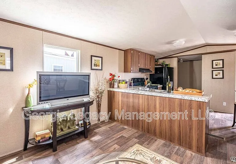 57 Shady Cir — Photo 1