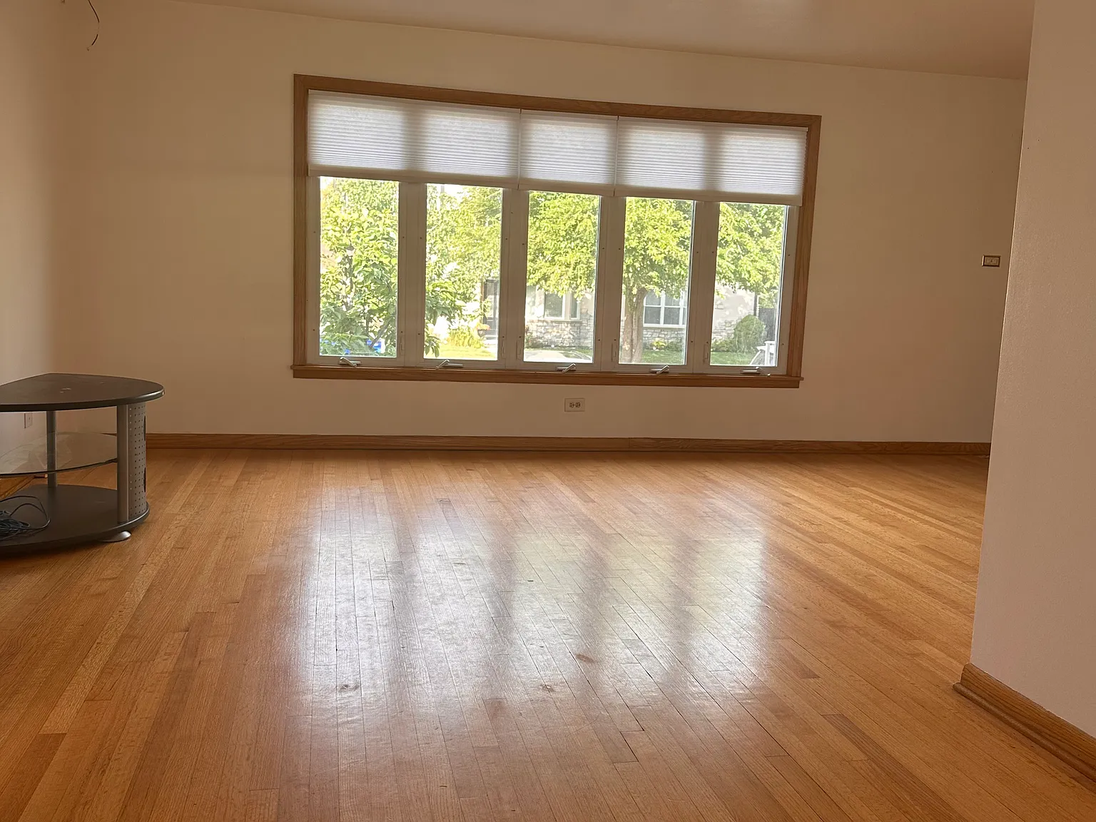 4 bed, 2.5 bath, 1272 sqft, $2,800 — Photo 4
