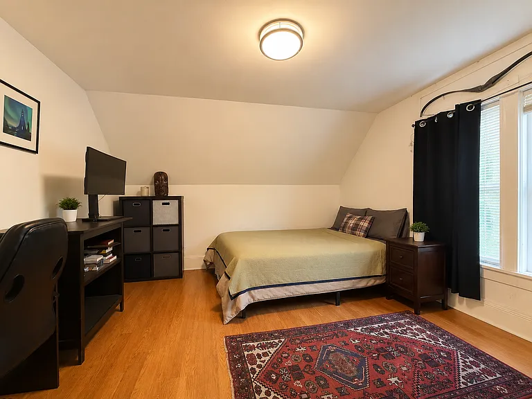 60 Fiske St #2 — Photo 9