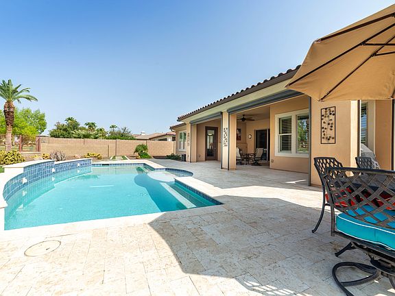 3rd image of 4792 N Barranco Dr