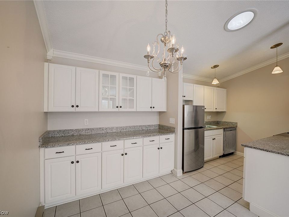 35221 Greenwich Ave, North Ridgeville, OH 44039 Zillow