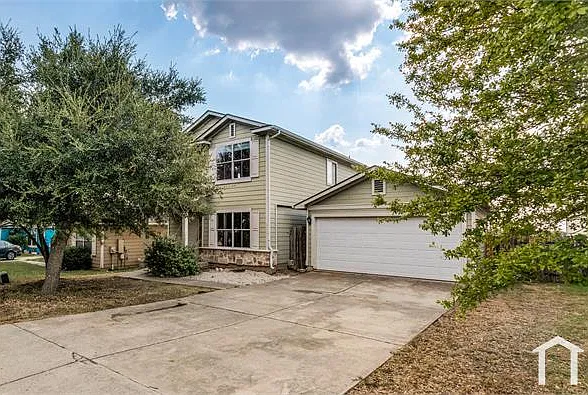 3 bed, 1422 sqft, $2,100 — Photo 1