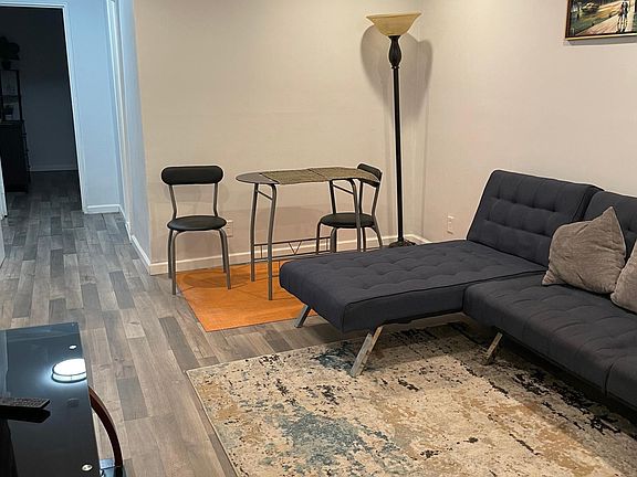 5th image of 11417 133rd St Floor 1