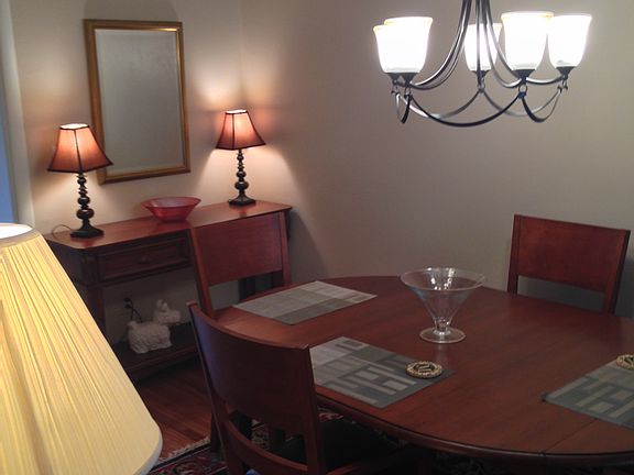 4th image of 3271 Londonderry Ln