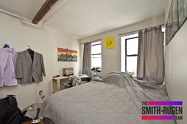 Rented by R New York