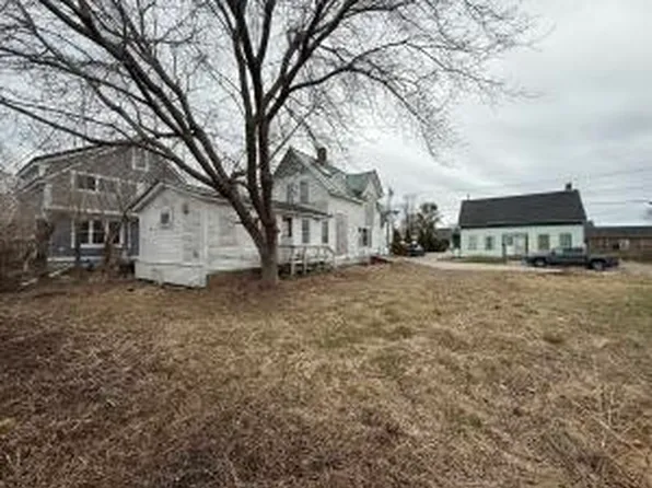 10 Trinity Street, Rockland, ME 04841