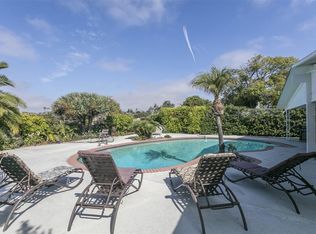 5572 Soledad Mountain Rd, La Jolla, CA 92037